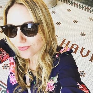 Meet your Posher, Marissa